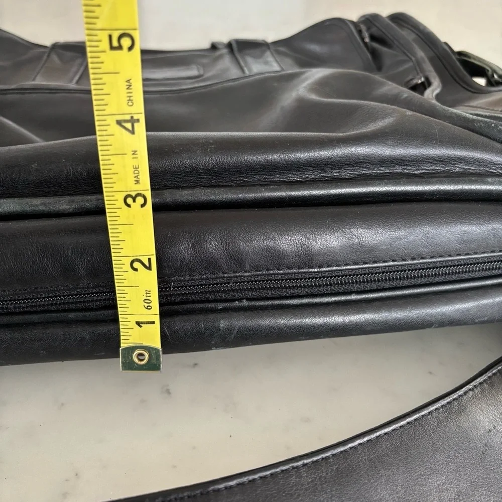 Tumi Black‎ Expandable Leather Computer Briefcase Bag